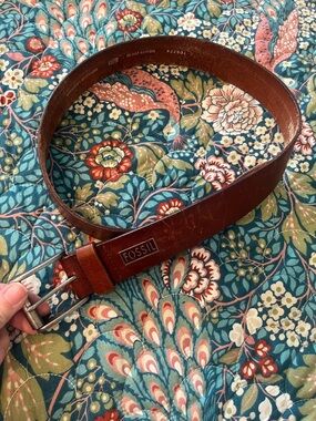 Fossil Men's Chestnut Brown Leather Belt with Silver Buckle